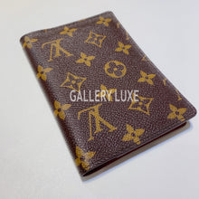 Load image into Gallery viewer, No.3222-Louis Vuitton Passport Case
