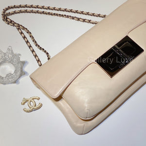 No.2644-Chanel Mademoiselle Lock Shoulder Bag