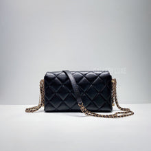 Load image into Gallery viewer, No.001313-2-Chanel Crush On Chain Flap Bag (Brand New / 全新貨品)
