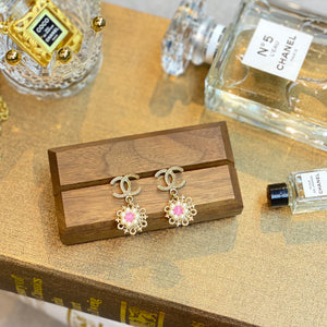 No.2394-Chanel Classic CC with Pearl Flower Earrings