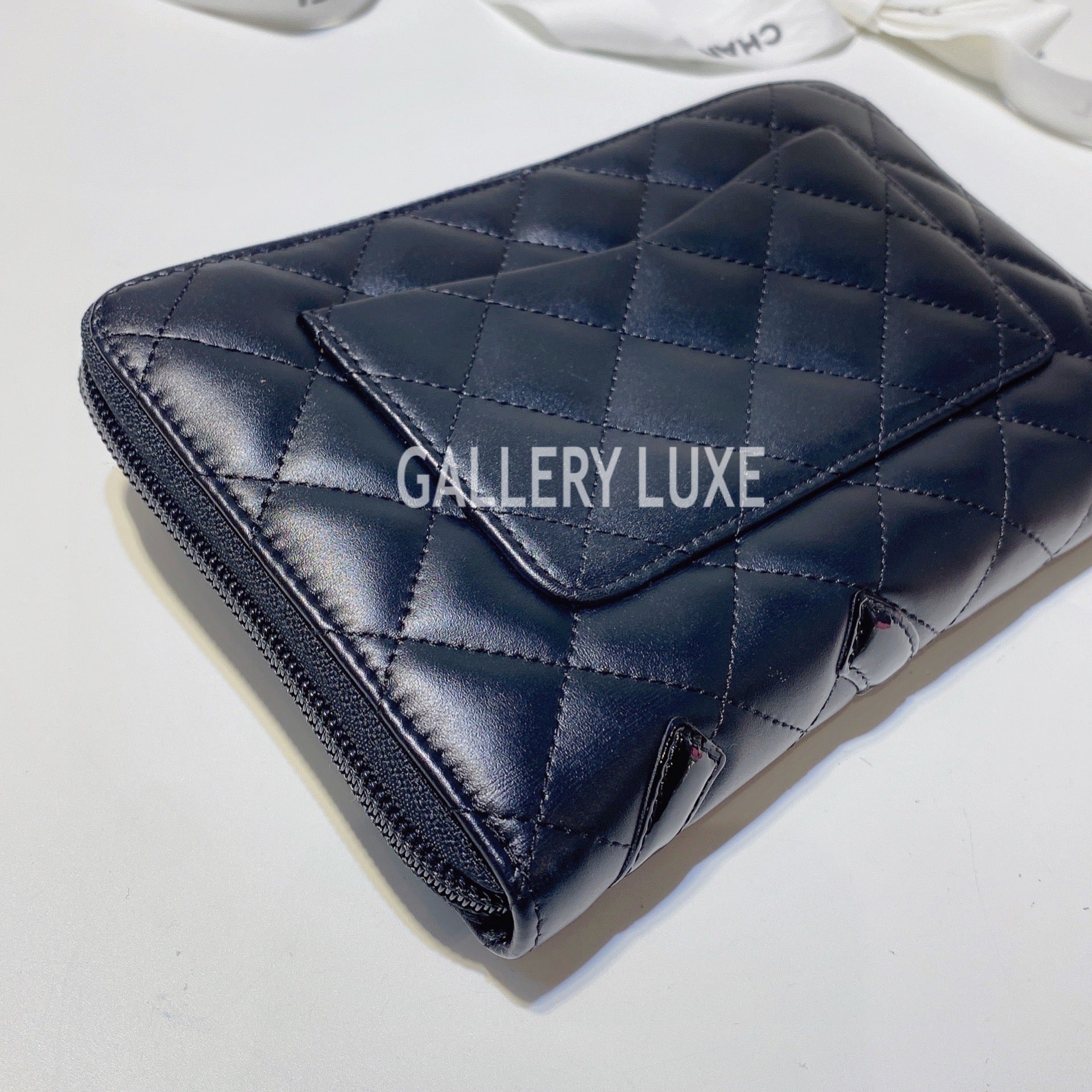 Chanel - Louis Vuitton, Vente n°2783