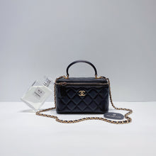 画像をギャラリービューアに読み込む, No.3555-Chanel Timeless Classic Handle Vanity With Chain
