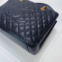 Load image into Gallery viewer, No.3684-Chanel Caviar GST Tote Bag
