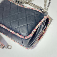 将图片加载到图库查看器，No.2411-Chanel Elegant Trim Flap Bag
