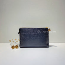 Load image into Gallery viewer, No.2657-Chanel Vintage Caviar Pouch
