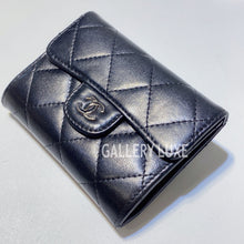 Charger l&#39;image dans la galerie, No.3221-Chanel Lambskin Timeless Classic Card Case
