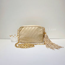 Load image into Gallery viewer, No.2653-Chanel Vintage Lambskin Camera Bag
