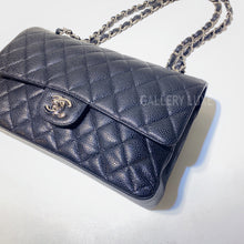 Load image into Gallery viewer, No.3018-Chanel Caviar Classic Flap Bag 25cm
