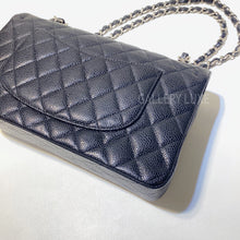 Load image into Gallery viewer, No.3018-Chanel Caviar Classic Flap Bag 25cm
