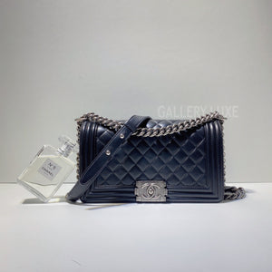 No.2984-Chanel Lambskin Boy 25cm