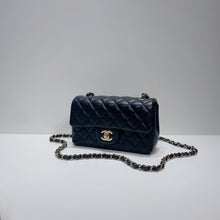 画像をギャラリービューアに読み込む, No.3818-Chanel Lambskin Rectangular Classic Flap Mini 20cm
