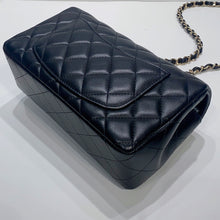 이미지를 갤러리 뷰어에 로드 , No.3818-Chanel Lambskin Rectangular Classic Flap Mini 20cm

