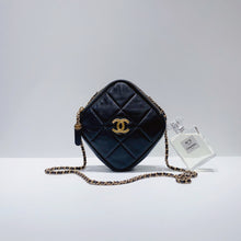 Load image into Gallery viewer, No.3685-Chanel Small Diamond Cut Chain Bag
