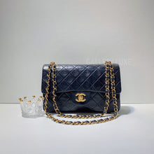 Load image into Gallery viewer, No.2978-Chanel Vintage Lambskin Classic Flap 23cm
