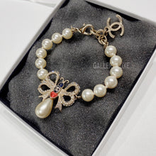 Load image into Gallery viewer, No.001314-5-Chanel Gold Butterfly Pearl Bracelet
