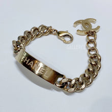 이미지를 갤러리 뷰어에 로드 , No.3509-Chanel Gold Metal Bracelet
