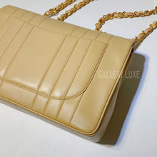 将图片加载到图库查看器，No.001229-Chanel Vintage Lambskin Jumbo Flap Bag
