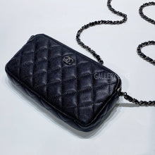 画像をギャラリービューアに読み込む, No.3442-Chanel Caviar Timeless Classic Phone Holder With On Chain
