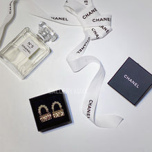 将图片加载到图库查看器，No.3257-Chanel Pearl Metal Classic Bag Earrings
