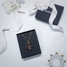 将图片加载到图库查看器，No.001315-1-Chanel Black &amp; Gold Flower Necklace
