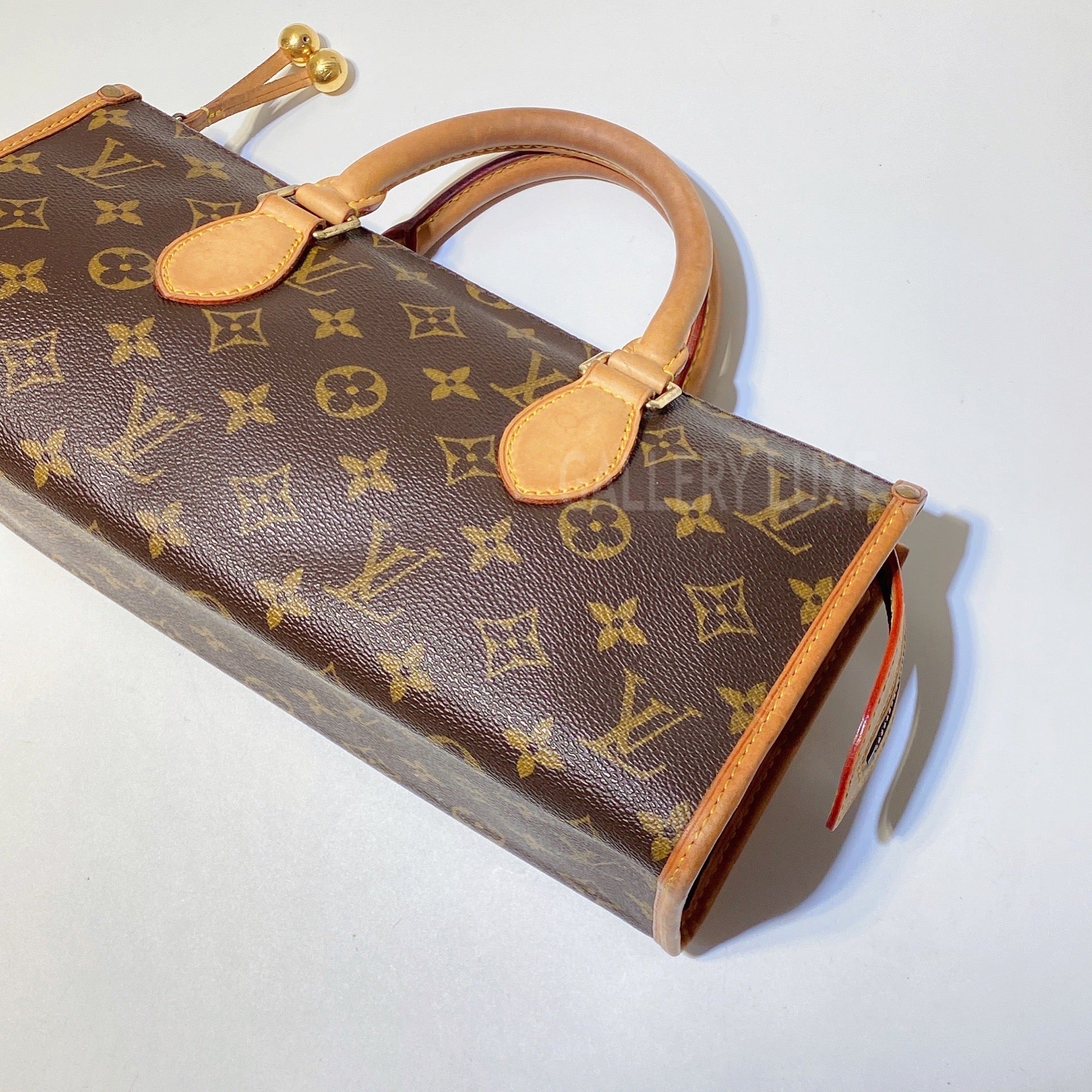 Louis Vuitton Popincourt Handbag 323840