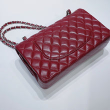 Load image into Gallery viewer, No.3693-Chanel Caviar Classic Flap Bag 25cm
