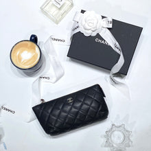 将图片加载到图库查看器，No.001312-1-Chanel Lambskin Cosmetic Pouch
