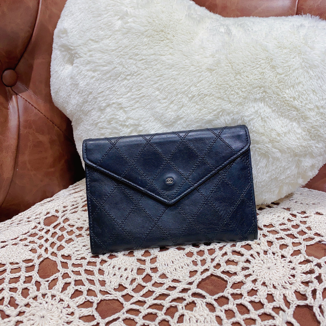 No.2233-Chanel Vintage Lambskin Envelope Short Wallet