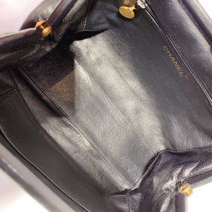 No.2430-Chanel Vintage Kiss-Lock Shoulder Bag