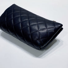 将图片加载到图库查看器，No.001312-1-Chanel Lambskin Cosmetic Pouch
