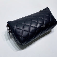 이미지를 갤러리 뷰어에 로드 , No.001312-1-Chanel Lambskin Cosmetic Pouch
