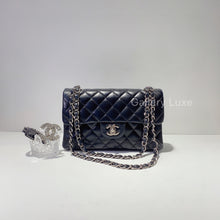 Load image into Gallery viewer, No.2106-Chanel Lambskin Classic Flap 23cm
