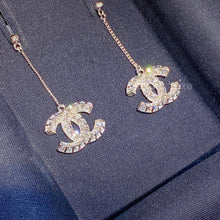 將圖片載入圖庫檢視器 No.2682-Chanel Drop Classic CC Earrings
