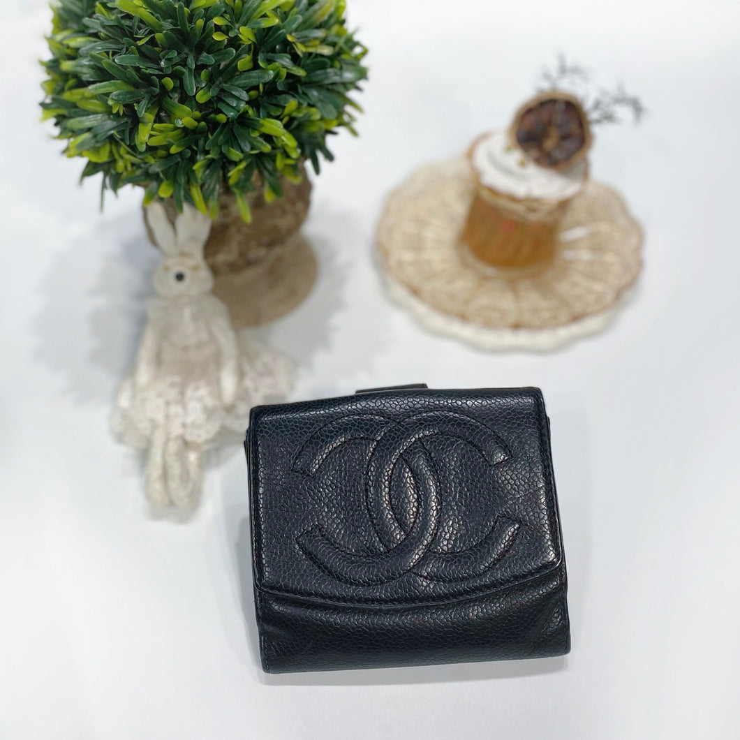No.2345-Chanel Vintage Caviar Short Wallet