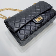 Load image into Gallery viewer, No.3847-Chanel Reissue 2.55 Small Flap Bag
