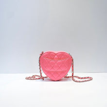 Charger l&#39;image dans la galerie, No.001342-2-Chanel CC In Love Heart Clutch With Chain (Brand New / 全新貨品)
