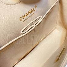 Load image into Gallery viewer, No.3283-Chanel Lambskin Classic Flap 23cm (Brand New / 全新)
