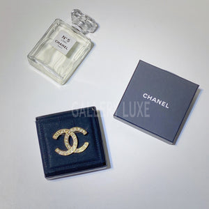 No.3010-Chanel Classic Pearl Crystal Coco Mark Brooch