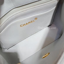Charger l&#39;image dans la galerie, No.2175-Chanel Vintage Lambskin Mini Flap Bag
