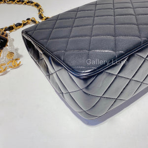 No.2438-Chanel Vintage Lambskin Flap Bag