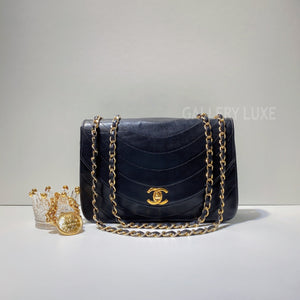 No.3009-Chanel Vintage Lambskin Flap Bag