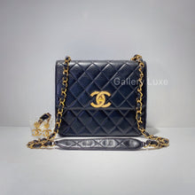 Load image into Gallery viewer, No.2438-Chanel Vintage Lambskin Flap Bag
