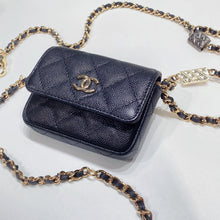 Load image into Gallery viewer, No.3574-Chanel Charm On Chain Belt Bag
