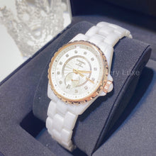 將圖片載入圖庫檢視器 No.2685-Chanel J12 White Ceramic Watch
