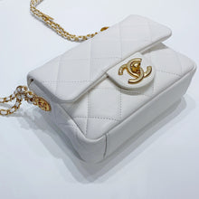 이미지를 갤러리 뷰어에 로드 , No.3726-Chanel Small Twist Your Buttons Flap Bag  (Brand New/全新)
