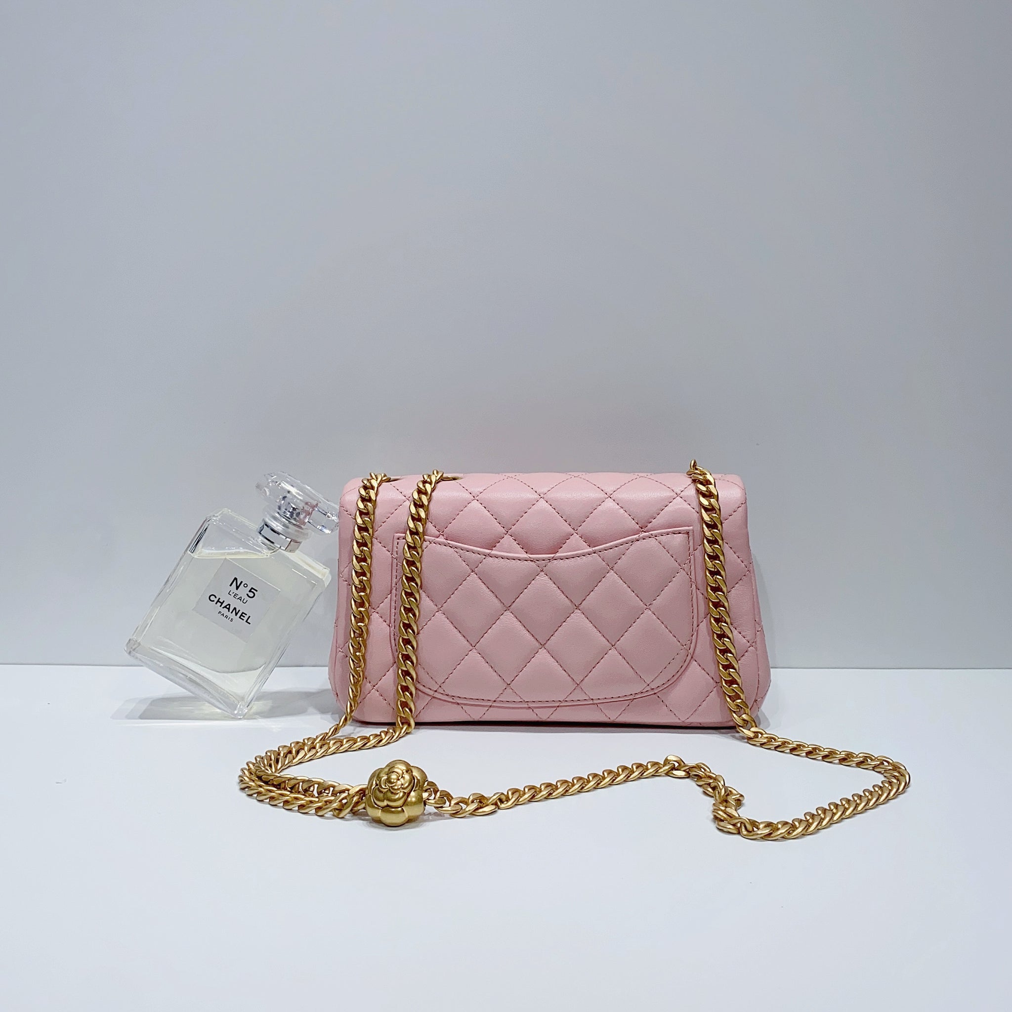 No.3846-Chanel Sweet Camellia Rectangular Mini Flap Bag (Brand New / 全–  Gallery Luxe