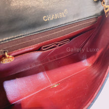 Load image into Gallery viewer, No.2683-Chanel Vintage Lambskin Flap Bag
