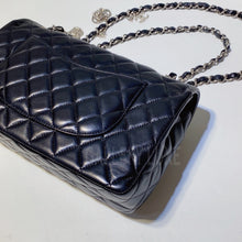이미지를 갤러리 뷰어에 로드 , No.3271-Chanel Lambskin Valentine Flap Bag
