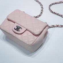 Load image into Gallery viewer, No.3449-Chanel Caviar Classic Flap Mini 17cm
