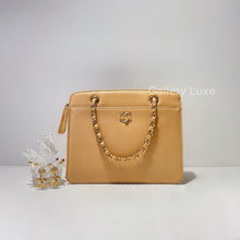 将图片加载到图库查看器，No.2453-Chanel Vintage Calfskin Handbag
